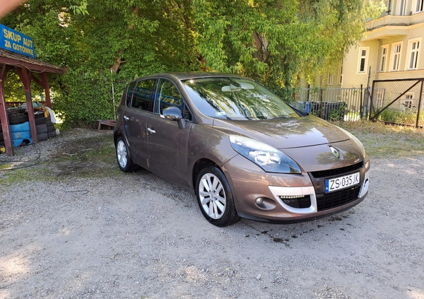 Renault Scenic cena 22900 przebieg: 205000, rok produkcji 2011 z Jarosław małe 121